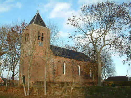 De huidige kerk van Krewerd dateert uit schriftelijke bronnen uit circa 1280.